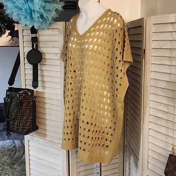 CW Classics brand Gold Tunic - Picture 4 of 9